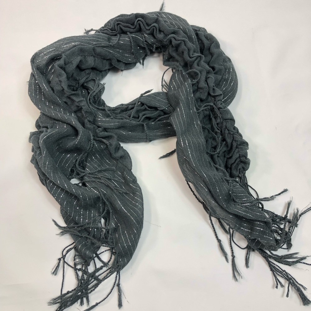 Gray and silver treads scarf